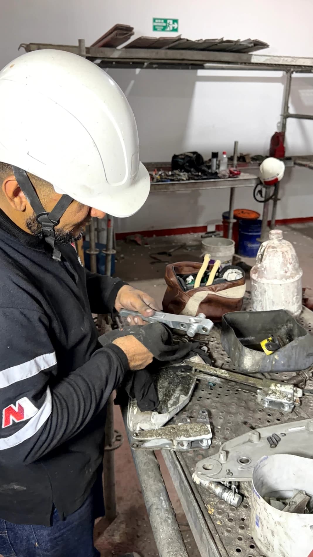 Mantenimiento de andamios colgantes