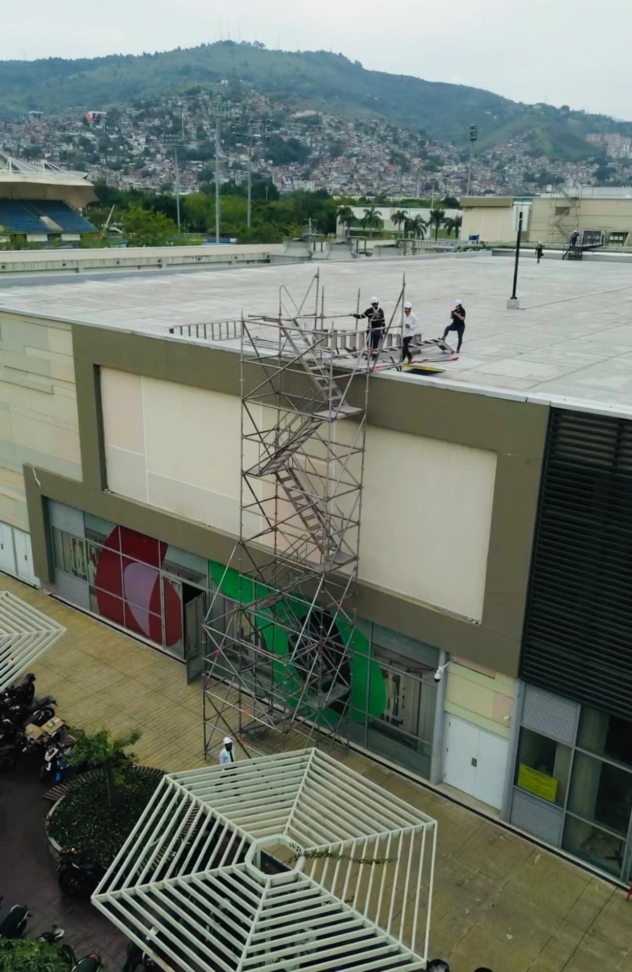 Instalación de andamios multidireccionales